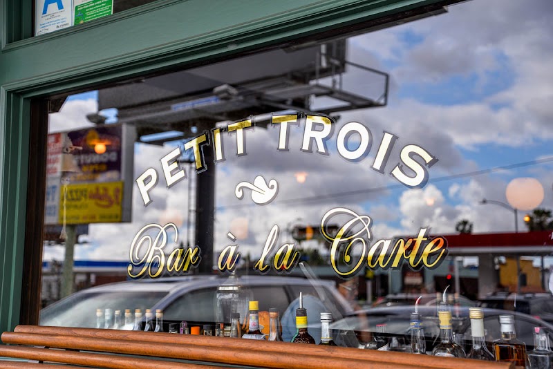 Petit Trois